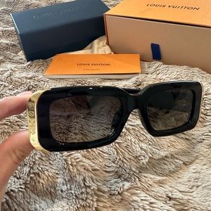 LV sunglasses - brand new